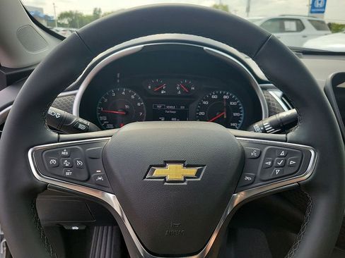 Used 2025 Chevrolet Malibu LT w/ Redline Edition image 9