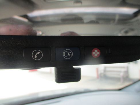 Used 2005 Buick LaCrosse CXL FWD image 33