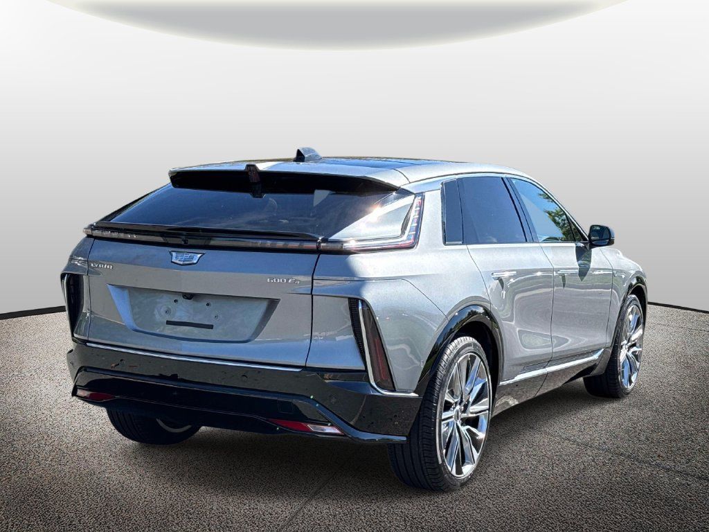 Used 2026 Cadillac Lyriq Signature Luxury w/ Nappa Leather Package AWD/4WD image 2