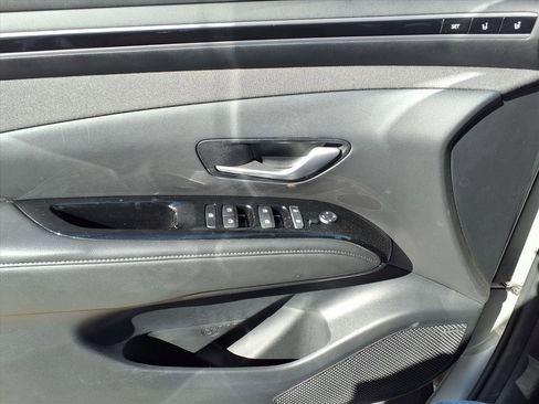 Used 2022 Hyundai Tucson Limited image 21