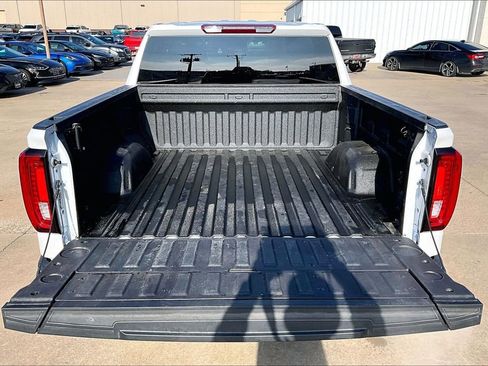 Used 2023 GMC Sierra 1500 SLT image 36