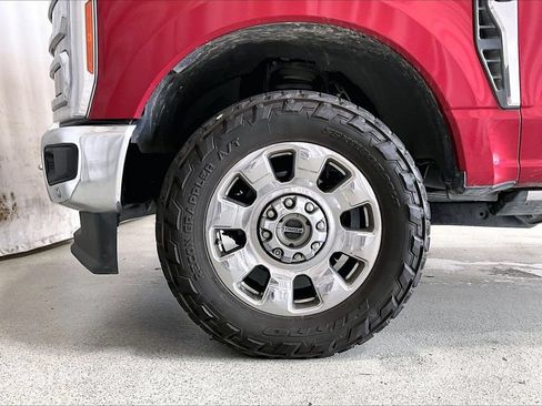 Used 2023 Ford F250 Lariat w/ Lariat Ultimate Package AWD/4WD image 6