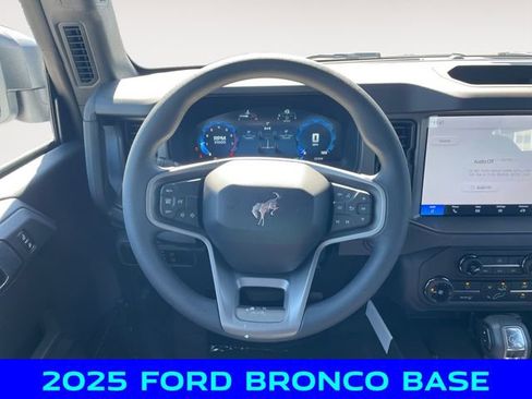 New 2025 Ford Bronco 4-Door image 12