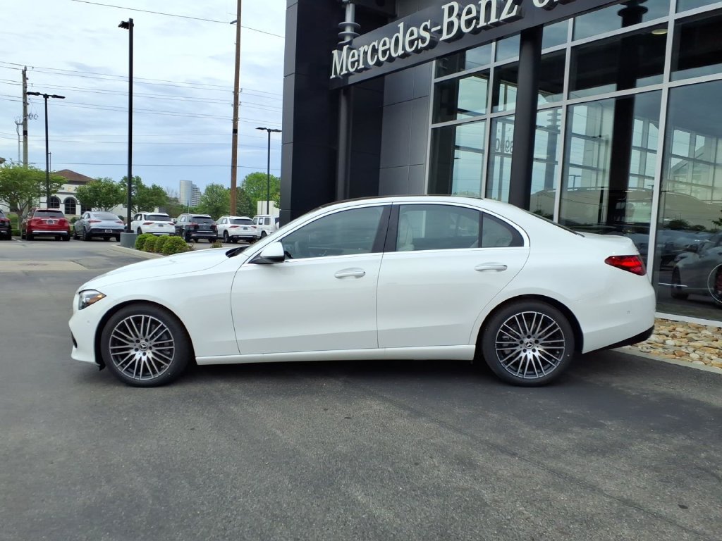 Certified 2026 Mercedes-Benz C 300 4MATIC Sedan image 3