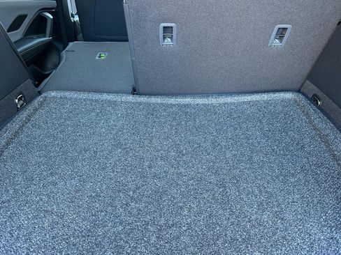 New 2026 Volkswagen Tiguan SE R-Line image 14