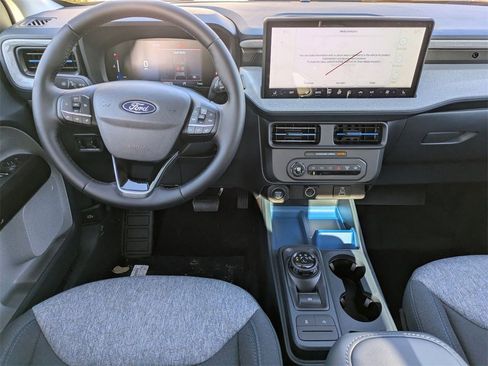 New 2025 Ford Maverick XLT w/ XLT Luxury Package image 17