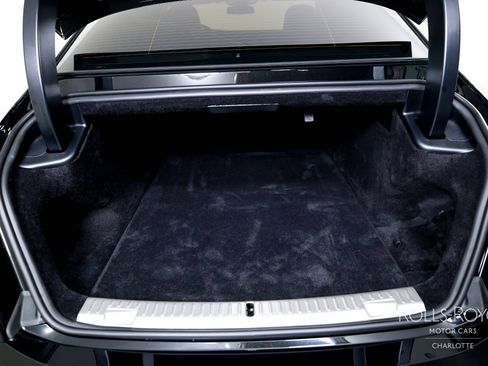 Used 2025 Rolls-Royce Spectre Black Badge w/ Spectre Enhancement Package image 20