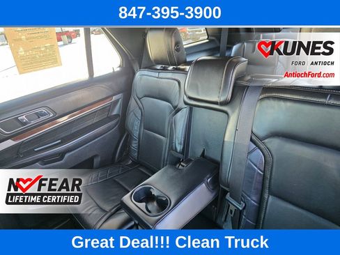 Used 2018 Ford Explorer Platinum image 25