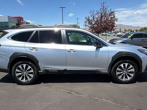 Used 2024 Subaru Outback Limited AWD/4WD image 2