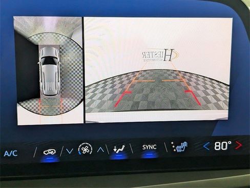 Certified 2024 Chevrolet Traverse LT image 25