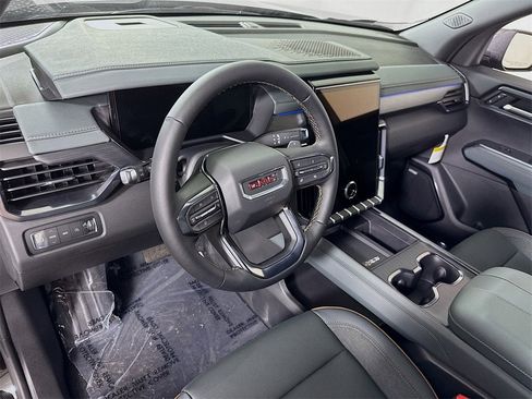 New 2026 GMC Acadia AT4 image 4