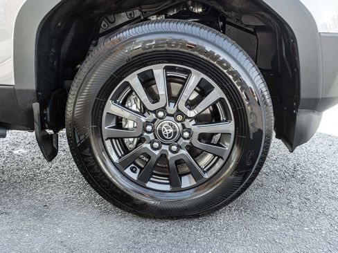 Used 2025 Toyota Land Cruiser 1958 image 4