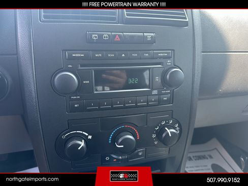 Used 2005 Dodge Magnum SE image 20