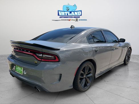Used 2019 Dodge Charger Scat Pack w/ Plus Group RWD image 5