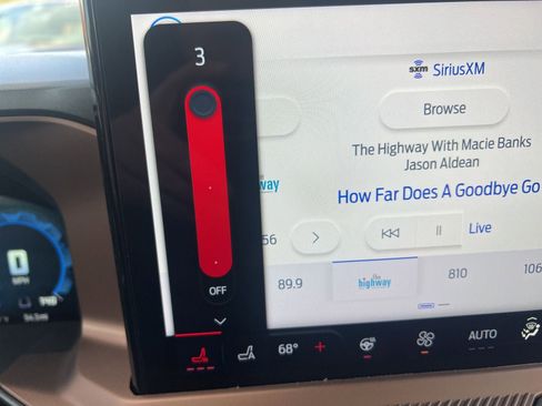 New 2025 Ford Bronco Sport Outer Banks w/ Outer Banks Tech Package+ image 28