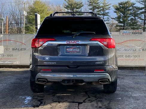 Used 2017 GMC Acadia Denali w/ Technology Package image 10