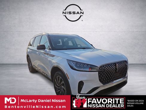 Used 2025 Lincoln Aviator AWD w/ Equipment Group 101A image 1