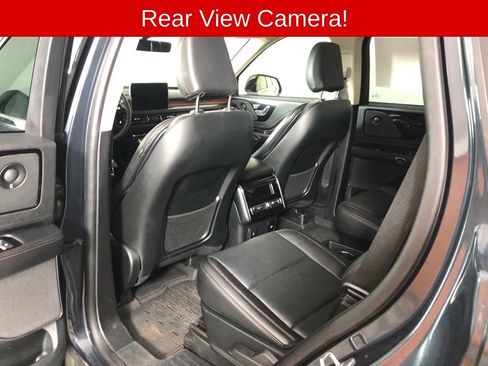 Used 2022 Lincoln Aviator Reserve w/ Elements Package Plus AWD/4WD image 12