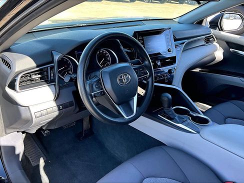 Used 2022 Toyota Camry LE image 17