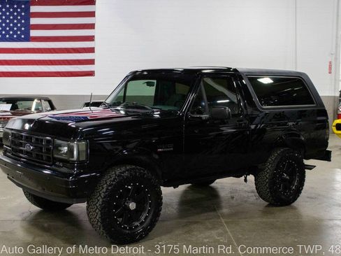 Used 1989 Ford Bronco AWD/4WD image 1