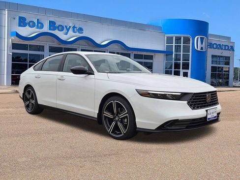 New 2026 Honda Accord SE image 3
