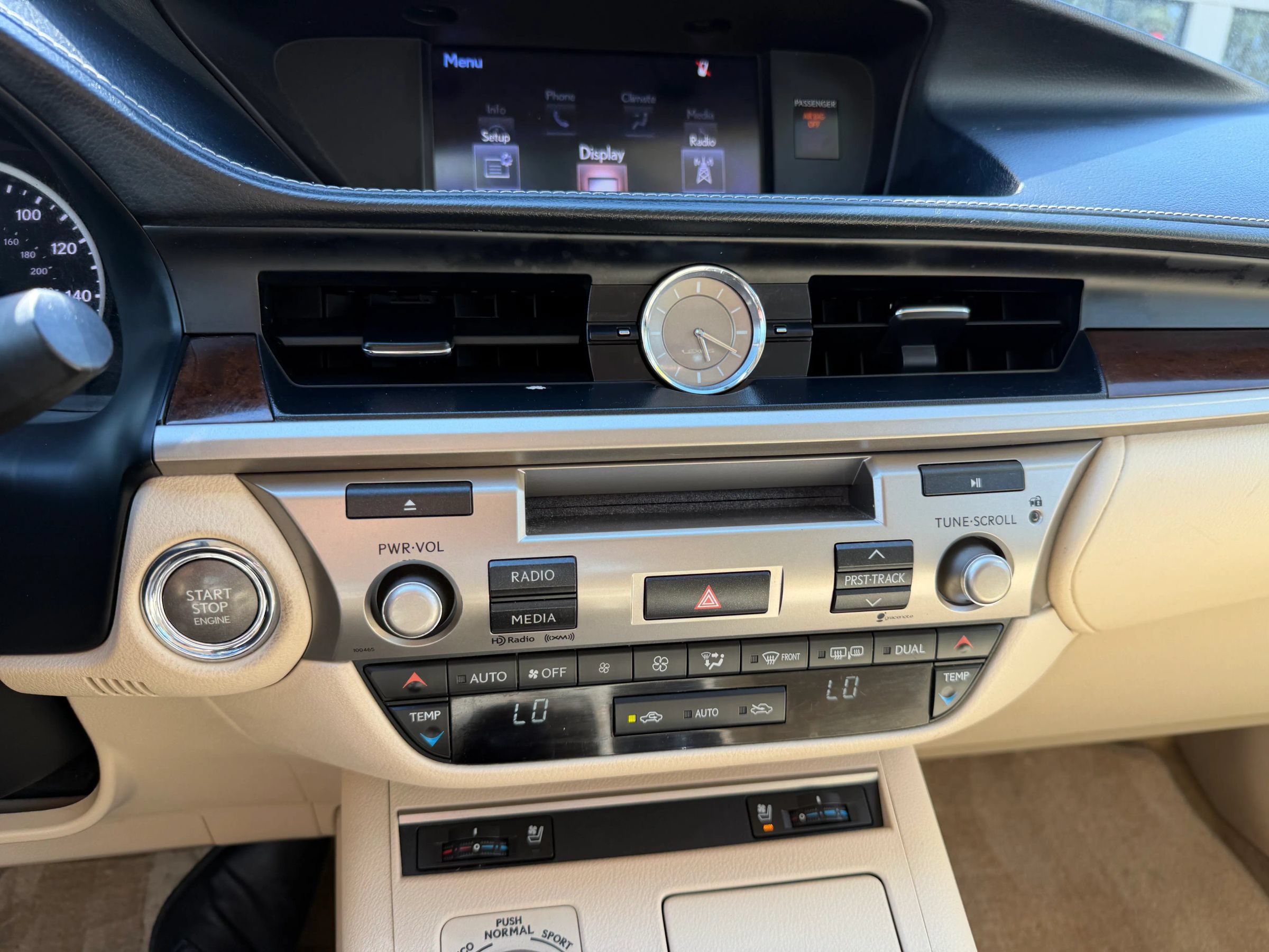 Used 2015 Lexus ES 350 w/ Premium Package FWD image 28