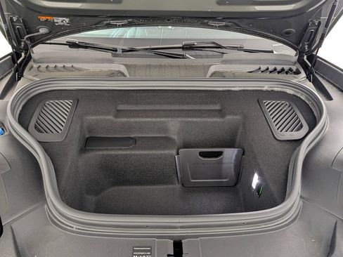 New 2026 Porsche Macan 4S Electric image 17