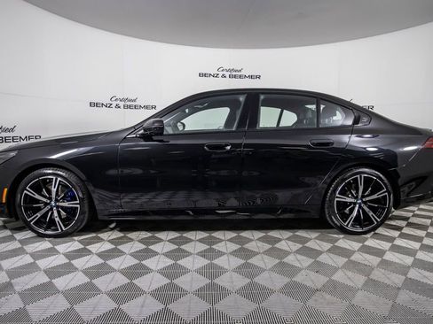 Used 2026 BMW 530i w/ M Sport Package RWD image 10