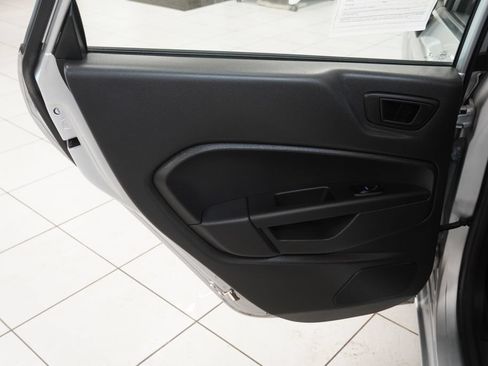 Used 2018 Ford Fiesta SE FWD image 21
