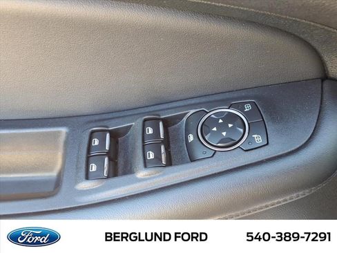 Used 2023 Ford Edge SEL AWD/4WD image 20