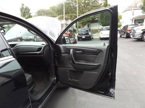 Used 2014 Chevrolet Traverse LT FWD image 29