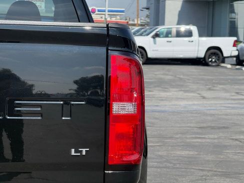 Used 2022 Chevrolet Colorado LT w/ Fleet Safety Package image 10