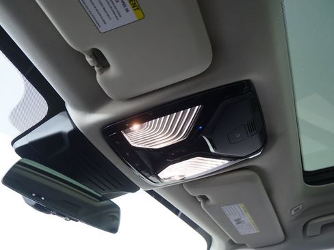 Used 2023 BMW X7 xDrive40i image 23