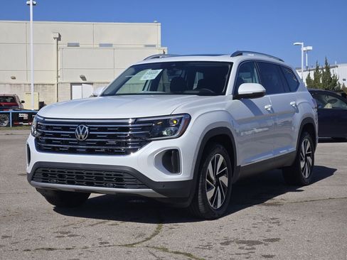 New 2026 Volkswagen Atlas SEL AWD/4WD image 2
