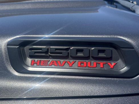 Used 2022 RAM 2500 Laramie w/ Night Edition AWD/4WD image 44