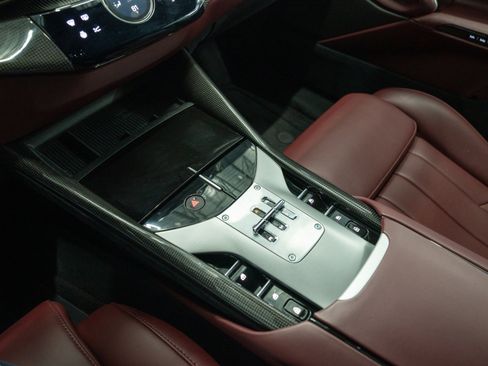 Used 2024 Ferrari Purosangue AWD/4WD image 27