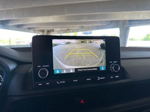 Used 2025 Honda CR-V Sport image 12