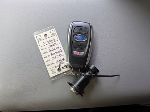 Used 2023 Subaru Outback Premium AWD/4WD image 35