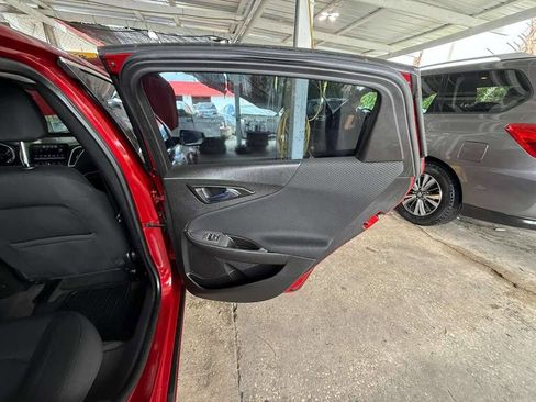 Used 2016 Chevrolet Malibu LT image 13