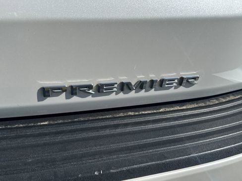 Used 2023 Chevrolet Tahoe Premier w/ Advanced Technology Package AWD/4WD image 5