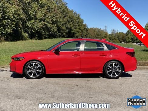 Used 2025 Honda Civic Sport Touring image 4