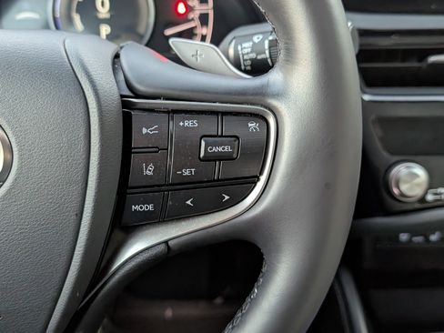 Certified 2025 Lexus ES 300h 300h image 23