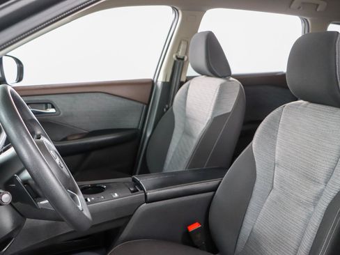 Used 2023 Nissan Rogue SV FWD image 23