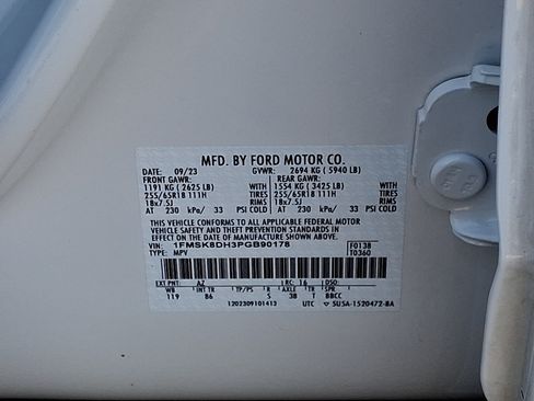 Certified 2023 Ford Explorer XLT AWD/4WD image 28