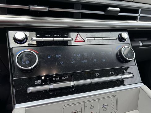 New 2026 Hyundai Santa Fe SEL FWD image 28