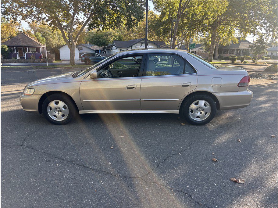 Used 2001 Honda Accord EX image 2