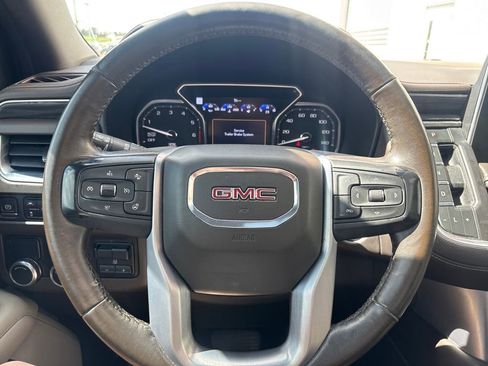 Used 2021 GMC Yukon SLT w/ SLT Luxury Plus Package image 19
