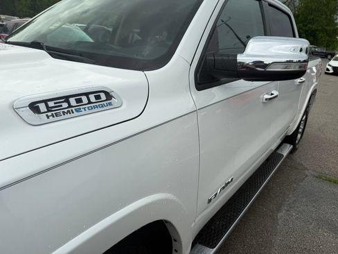 Used 2022 RAM 1500 Laramie AWD/4WD image 17