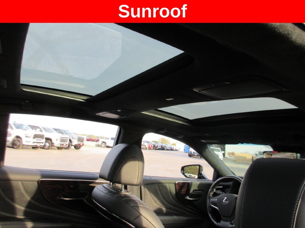 Used 2022 Lexus LS 500 w/ Interior Upgrade Package RWD image 15