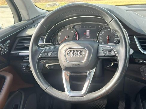 Used 2018 Audi Q7 3.0T Premium image 14